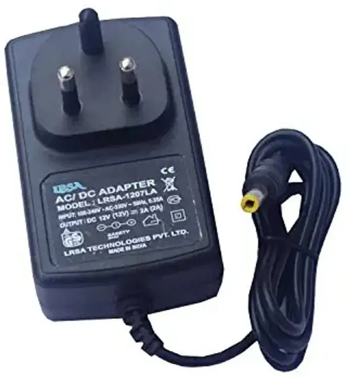 UNIVERSAL MULTI PLUG ADAPTOR