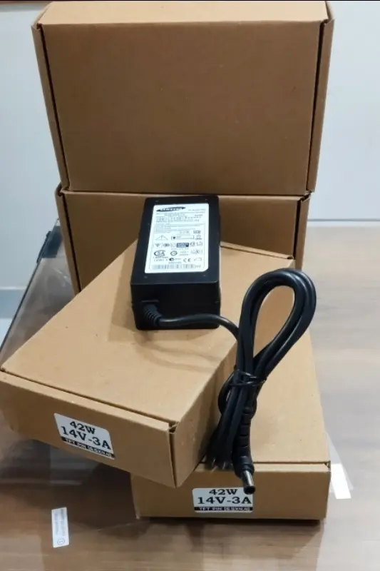 ADAPTOR 14V 3A { BROWN BOX }