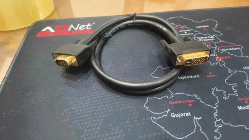 DVI TO HDMI CABLE " AMAZON BASICS "