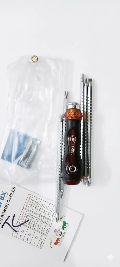 TOOLKIT 5 IN 1 { IT 555 }