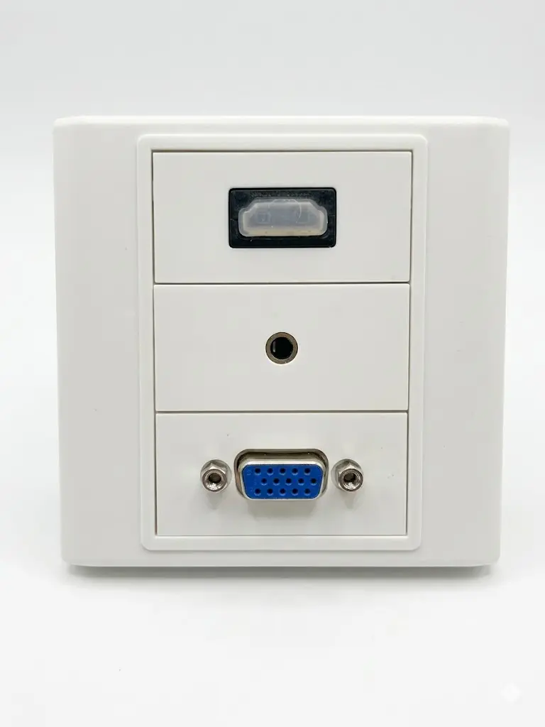 FACE PLATE WITH ( HDMI +VGA+AUX )